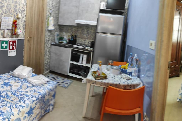 5, Popi al mare in villa con giardino e wifi, Genova