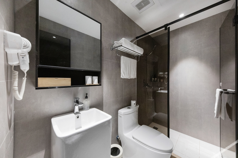 Bathroom 3, Ji Hotel Beijing Daxing Joy City, Beijing