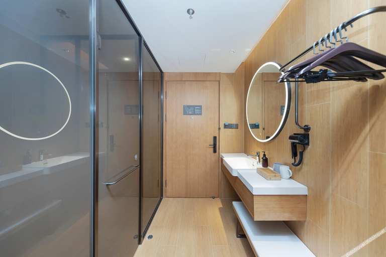 Bathroom 3, JI Hotel Zhangjiagang Dacheng Plaza, Suzhou