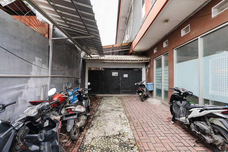 Others 5, Elza House near Kalimalang RedPartner, Bekasi