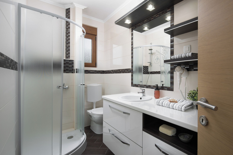 Bathroom 4, Malibu Grand Royale – Luxury Group Villa, Vir