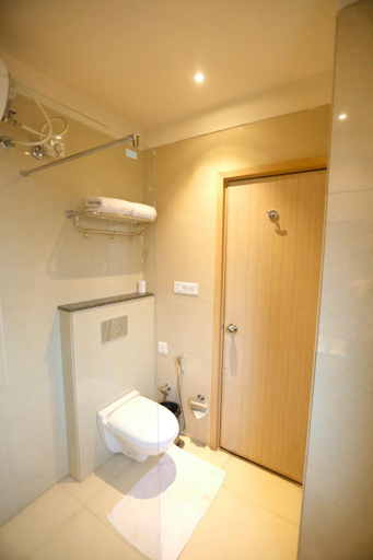 Bathroom 3, Perfect Plus just 5 mins walk to Golden Temple, Amritsar