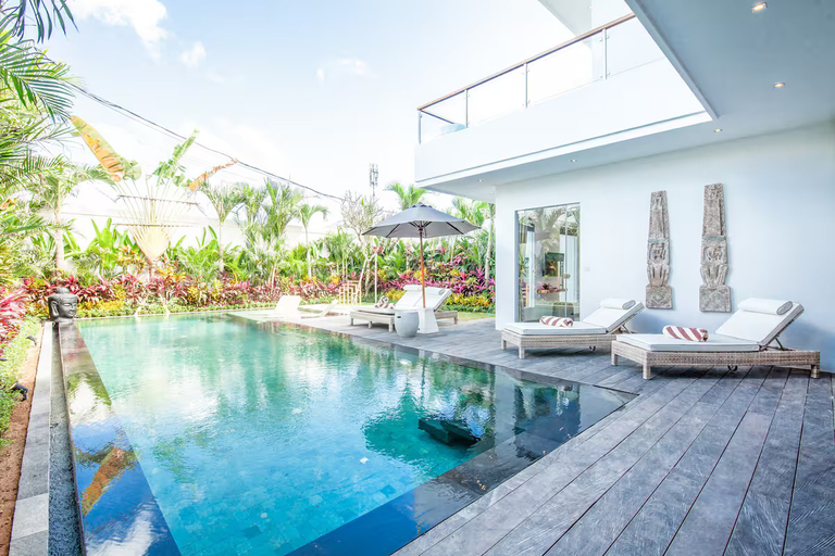 Sport & Beauty 2, Villa 17 - Exquisite 4Bd Gem, 5min to Finns Coastal Vibe, Badung