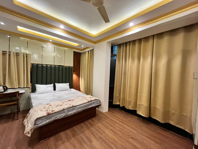 Bedroom 3, Sarai Inn, Kolkata