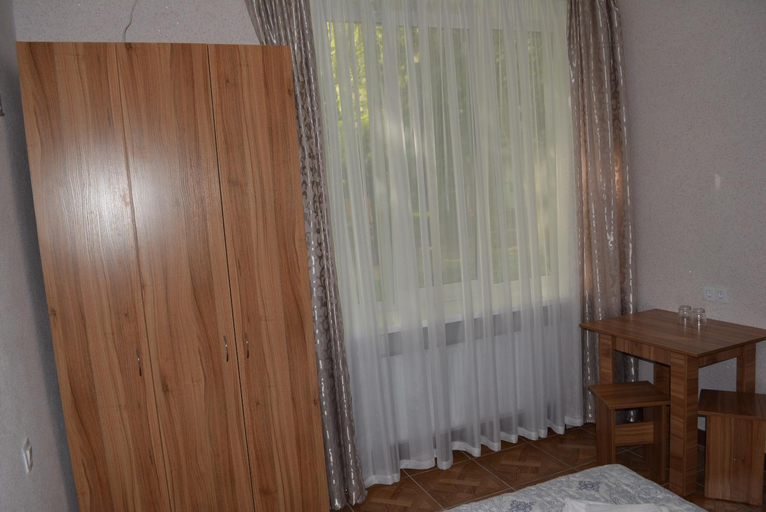 Bedroom 2, Zelenyi Kampus, Ovidiopol's'kyi