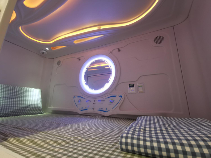 TW Capsule Hostel, Taipei City