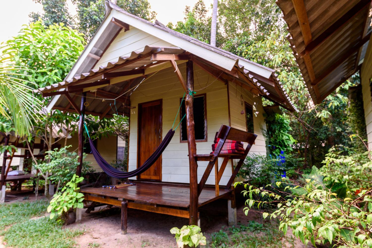 Others 3, Yak Bungalow, Koh Chang