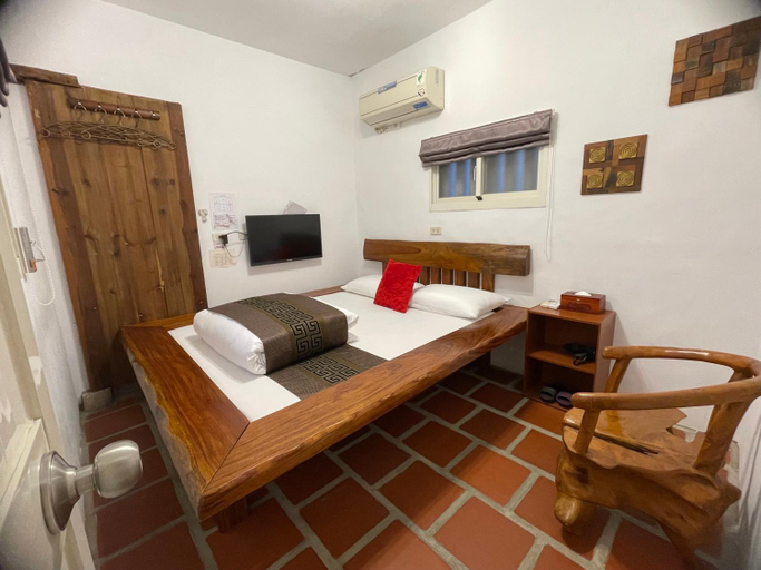 Bedroom 6