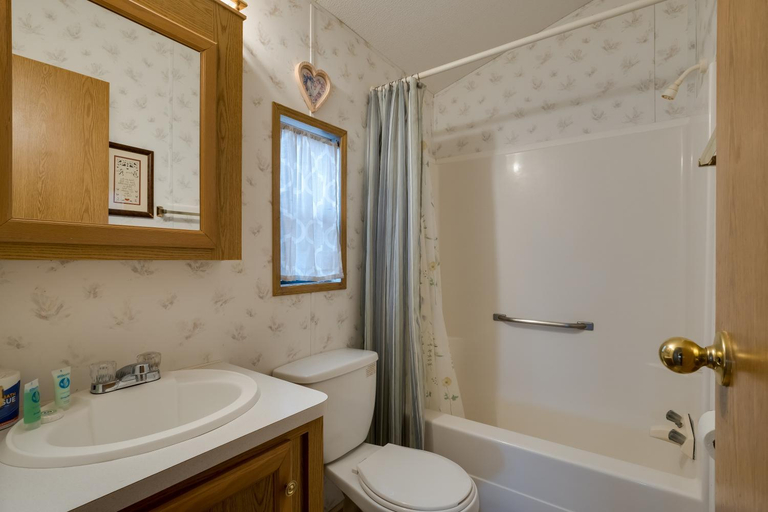 Bathroom, Thousand Trails Blue Mesa Recreational Ranch, Gunnison