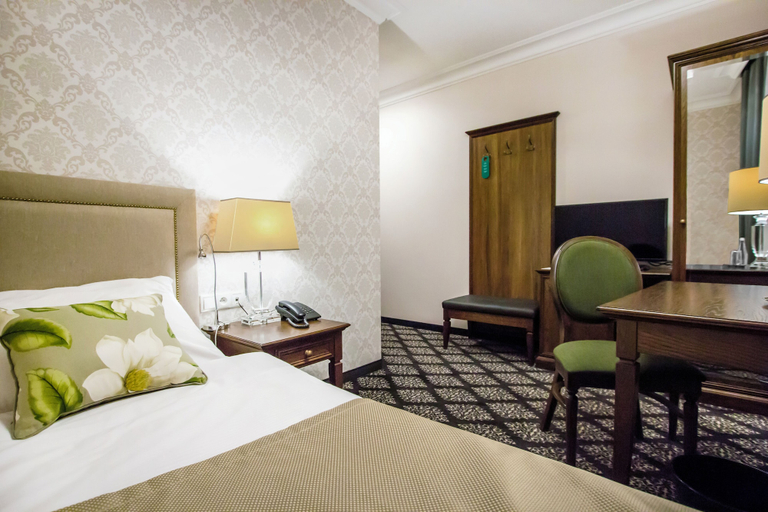 Bedroom 3, HG Hotel Restauracja, Gliwice