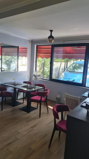Others 4, Hotel Darda, Tirana