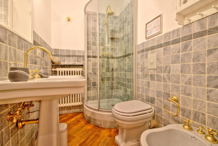 Bedroom 3, Casetta Mazzini, Genova