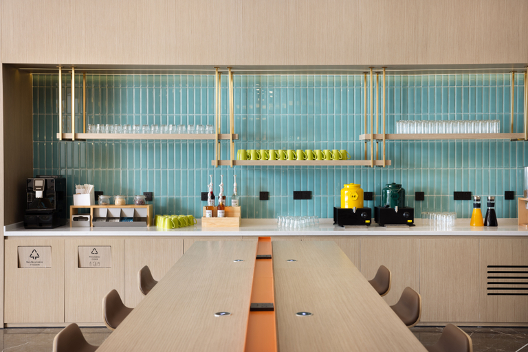 Food & Drinks 5, Home2 Suites by Hilton Nanning Jiangnan, Nanning