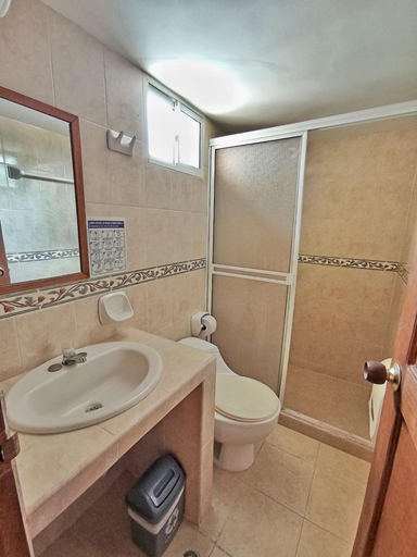 Bathroom 3, Hotel Rodadero Relax, Santa Marta (Dist. Esp.)