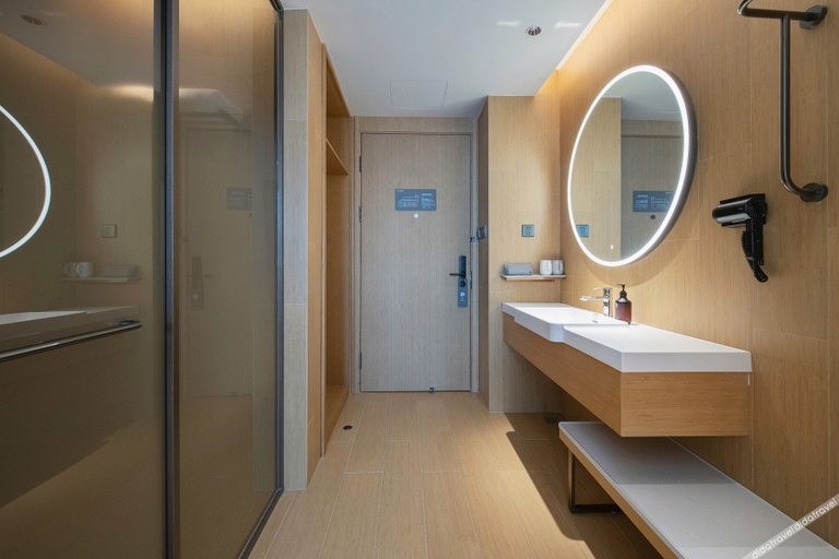 Bathroom 4, JI Hotel Jinan Daguanyuan, Jinan