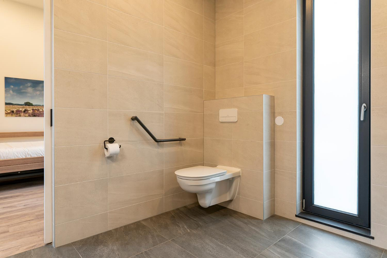 Bathroom 4, Dutchen Zeegser Duinen Suitelodges, Tynaarlo