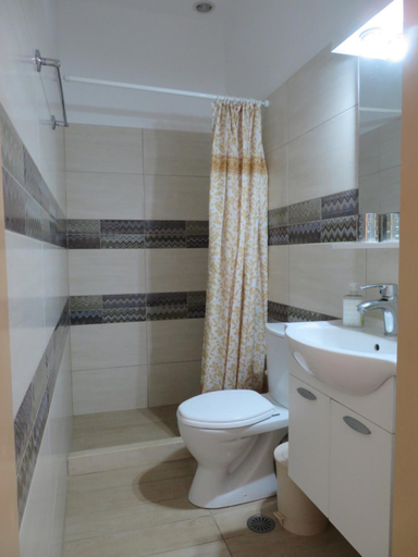 Bathroom 2, Voula Beach, Crete