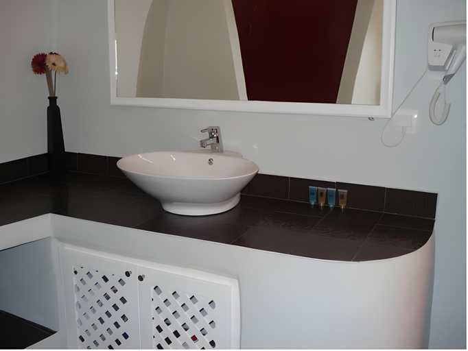 Bathroom 5, Virginia's Cave Villas, South Aegean
