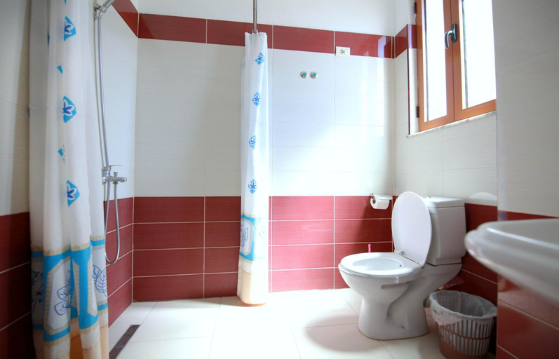 Bathroom 3, My Home Guest House, Durrësit