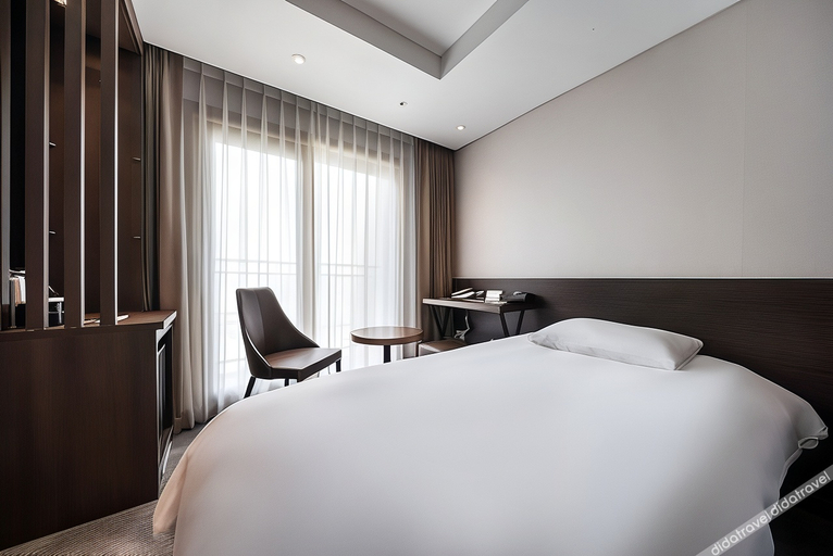 Bedroom 2, Jeju Seongsan Golden View Hotel, Seogwipo
