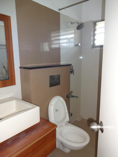 Bedroom 3, Convastay Gajel- Near Apollo Greams Road, Chennai