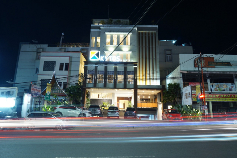 Kytos Hotel - Exterior & Views