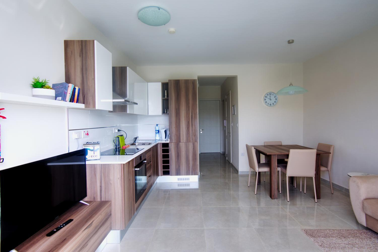 Others 2, Marbella Holiday Apartments - Seafront - Wifi