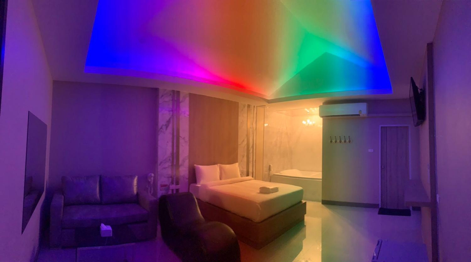 Others 4, โรงแรมในฝัน, Muang Chon Buri