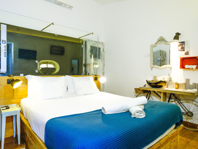 Bedroom 1, Lovin Book Guesthouse, Óbidos