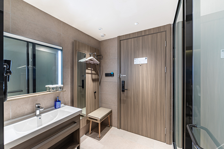 Bathroom 4, Hanting Hotel Tianjin Beichen Development Zone Gaoxin Avenue, Tianjin