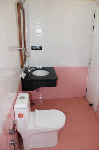 Bedroom 3, Hotel Temple Towers, Dindigul
