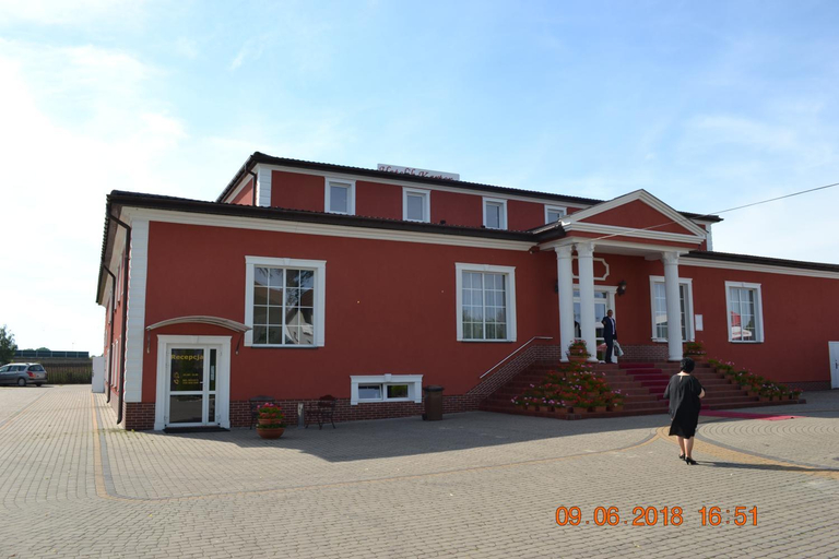 Others 4, Hotelik Karter, Warsaw