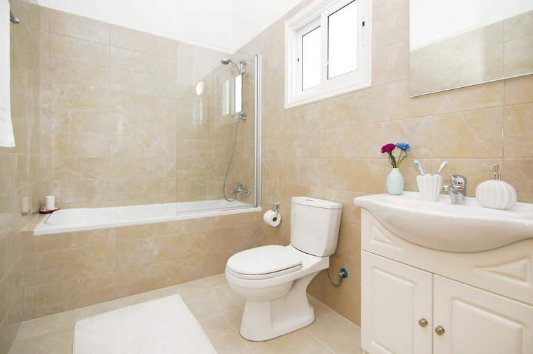 Bathroom, Villa Anette