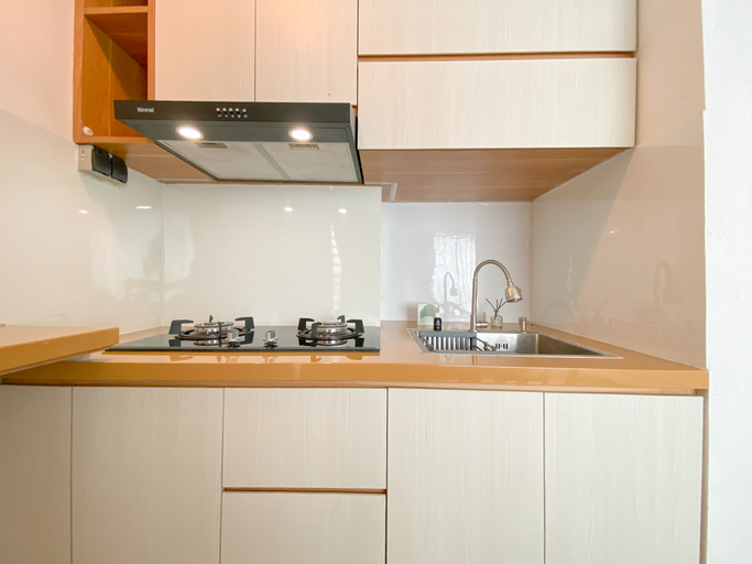 Others 2, Comfort and Spacious 2BR Grand Kamala Lagoon Apartment By Travelio, Bekasi