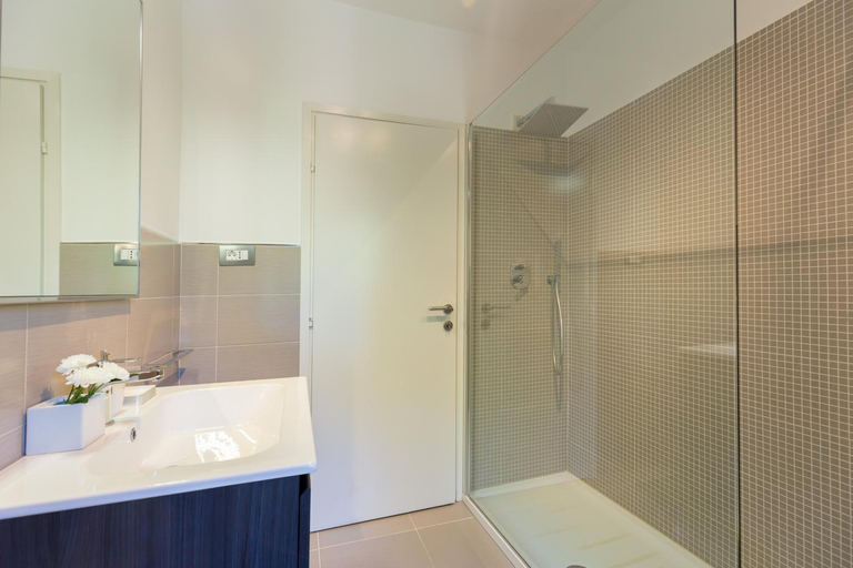 Bathroom 3, Villa Isanda, Dubrovnik