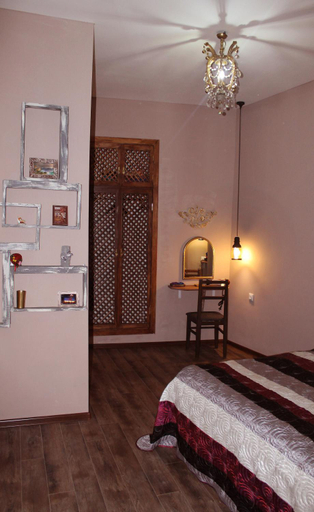 Bedroom 2, Old castle Apartment, Tbilisi
