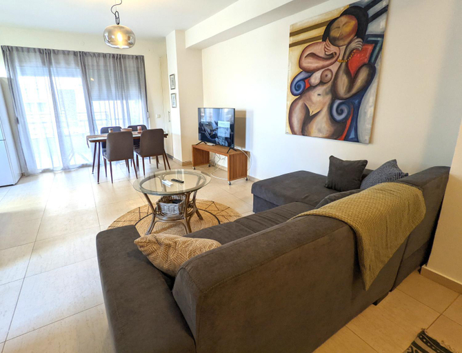 Facilities 5, Tamar's place, Crete