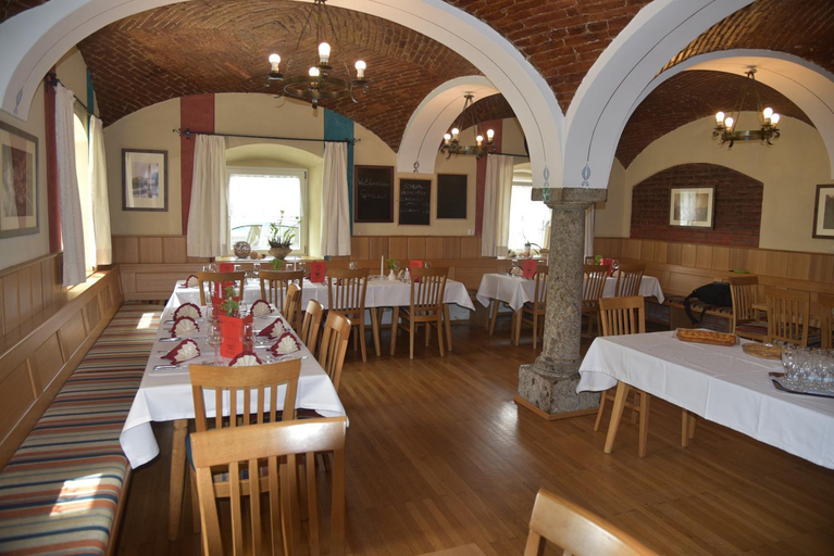 Food & Drinks 3, Stiftsgasthof Hochburg, Braunau am Inn