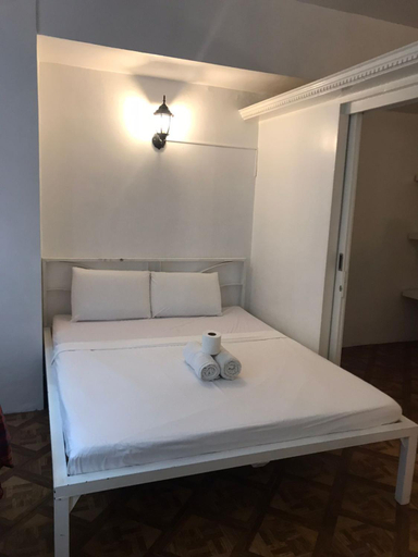 Bedroom 1, Alta Vitas Daily, Manila City