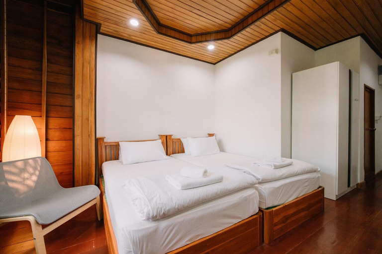 Bedroom 16