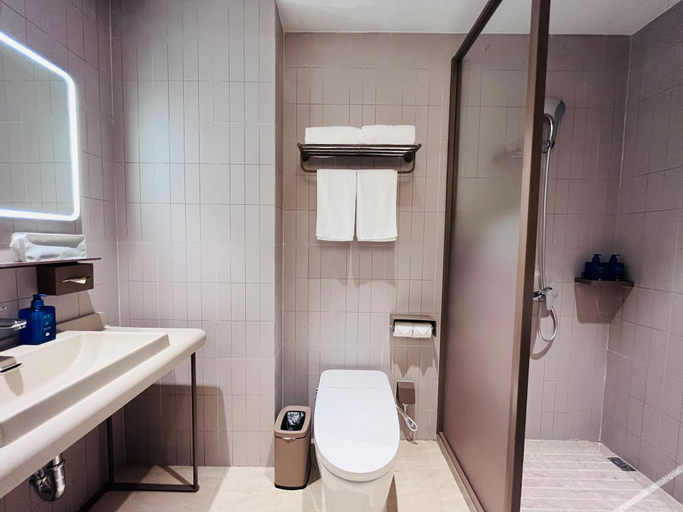 Bathroom 3, Hanting Hotel Nanning Guangxi University Subway Station, Nanning