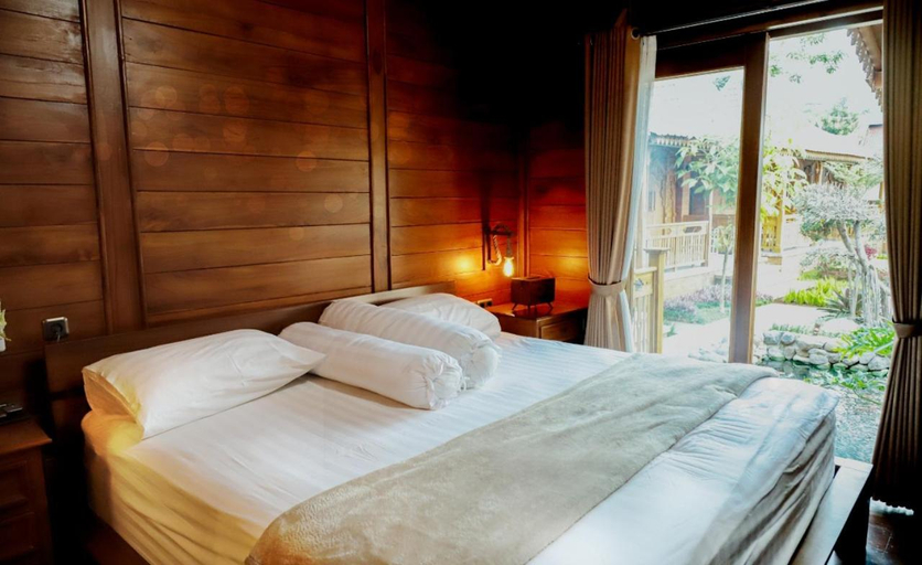 Bedroom 13