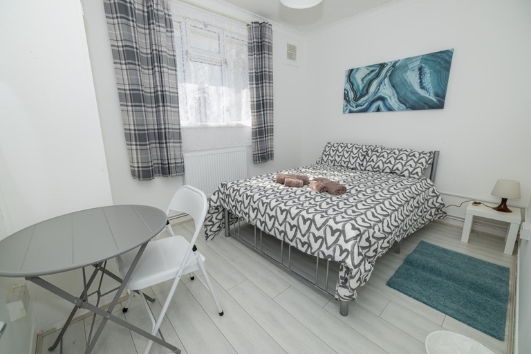 4, Nice Rooms near Shoreditch, London