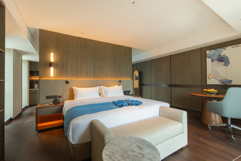 Bedroom 2, Madison Hotel Qingdao West Coast City Balcony, Qingdao