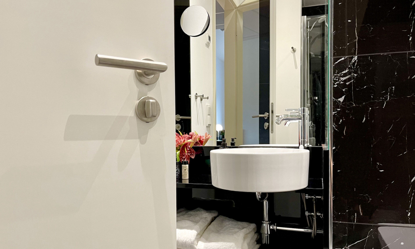 Bathroom 5, Best Western Plus Hotel Brueggen, Viersen