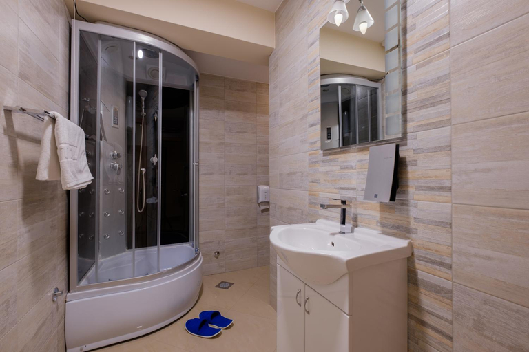 Bathroom 4, Airport Hotel Garni, Surčin