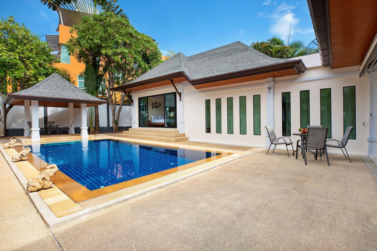 Sport & Beauty 5, Balinese-Style 3BR Pool Villa Tina, Pulau Phuket