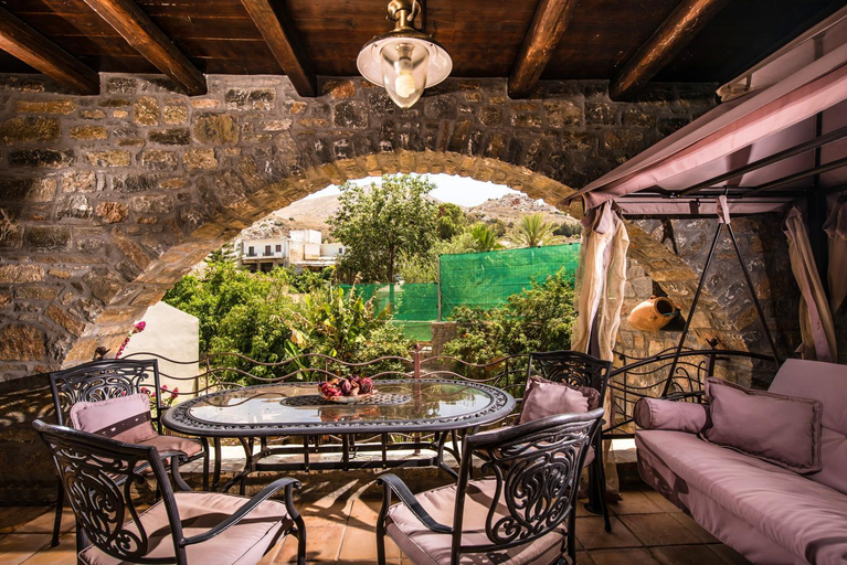 Balcony/terrace, Villa Belladonna - Heraklion Private Pool Getaway, Faistos