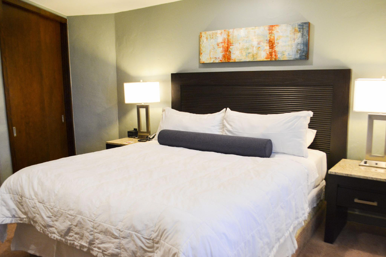 Bedroom 12