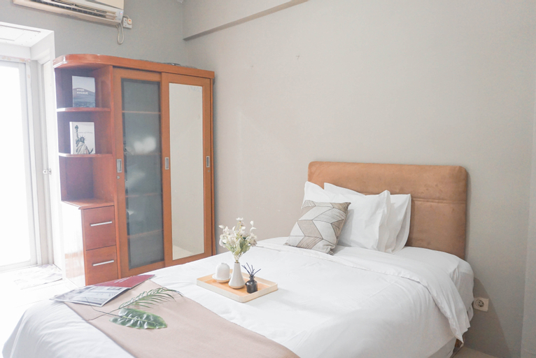 Homey and Cozy Studio Apartment Margonda Residence 2 By Travelio, Depok